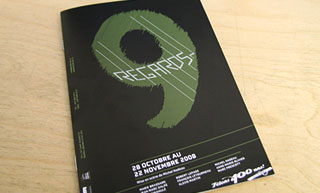 Transistor design : conception design graphique, Théâtre de la Bordée , Saison 2008-2009 - Programme de soirée pour la pièce <em>Regards-9</em>