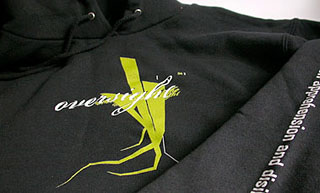 Transistor design : design de vêtement, Oversight , Chandails pour le groupe de musique Oversight, 2001 à 2004